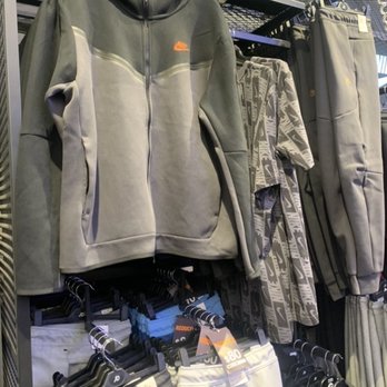 Finish Line - Sports Wear Near Me - Glendale, California