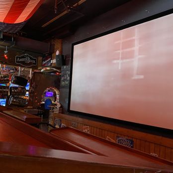 Barney's Beanery - The giant screen in front of amphitheater seating. Fun! - Breakfast & Brunch Near Me - Burbank, California Barney's Beanery - The giant screen in front of amphitheater seating. Fun! - Breakfast & Brunch Near Me - Burbank, California