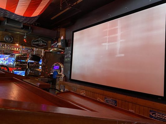 Barney's Beanery by null