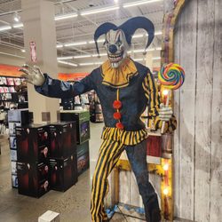 Creepy decorations