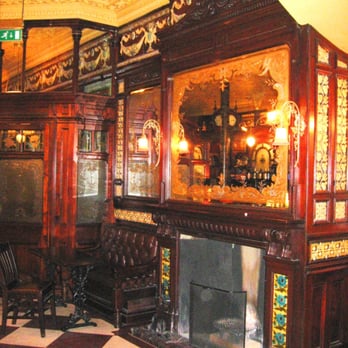 Princess Louise - Rear bar, right hand side: polished mahogany, etched and cut glass mirrors and screens, tiled panels, tiled friezes, decorated - Pubs Near Me - London, XGL Princess Louise - Rear bar, right hand side: polished mahogany, etched and cut glass mirrors and screens, tiled panels, tiled friezes, decorated - Pubs Near Me - London, XGL