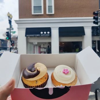 Georgetown Cupcake - Cupcakes Near Me - Washington, DC, District of Columbia Georgetown Cupcake - Cupcakes Near Me - Washington, DC, District of Columbia