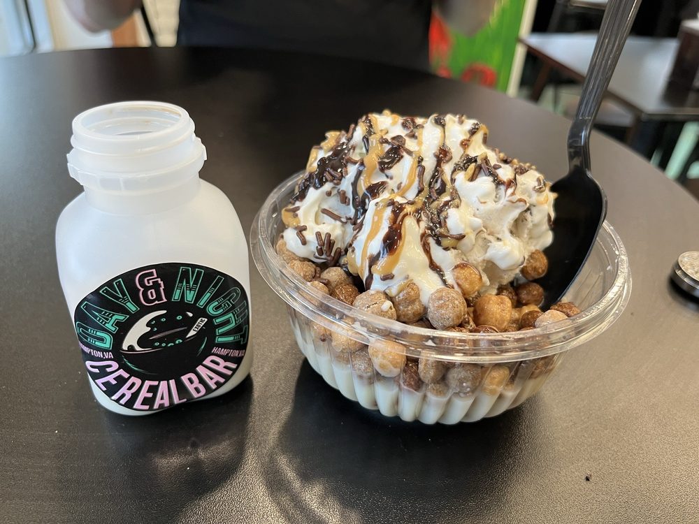 Day and night Cereal Bar Logo