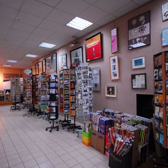 Aux Bleuets - Rayon Cartes Postales - Cards & Stationery Near Me - Reims, 51