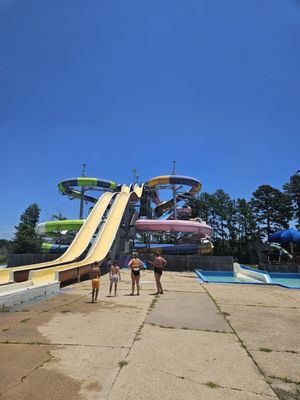Wonder Oasis Waterpark by null