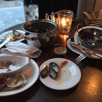 Lyon Hall - Brasseries Near Me - Arlington, Virginia