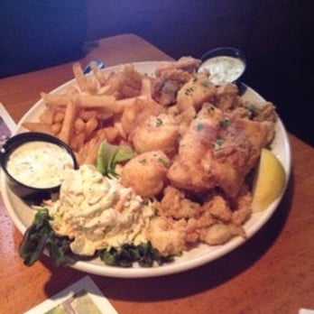 Wimpy's Cape Cod - Fisherman platter . - Seafood Markets Near Me - Osterville, Massachusetts Wimpy's Cape Cod - Fisherman platter . - Seafood Markets Near Me - Osterville, Massachusetts