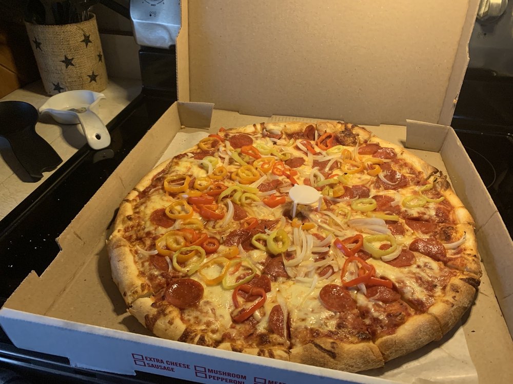 Food from Mazz's Pizza Plus