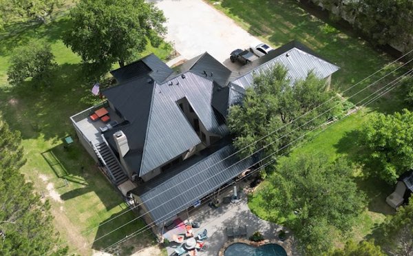 Schmitt Roofing & Construction