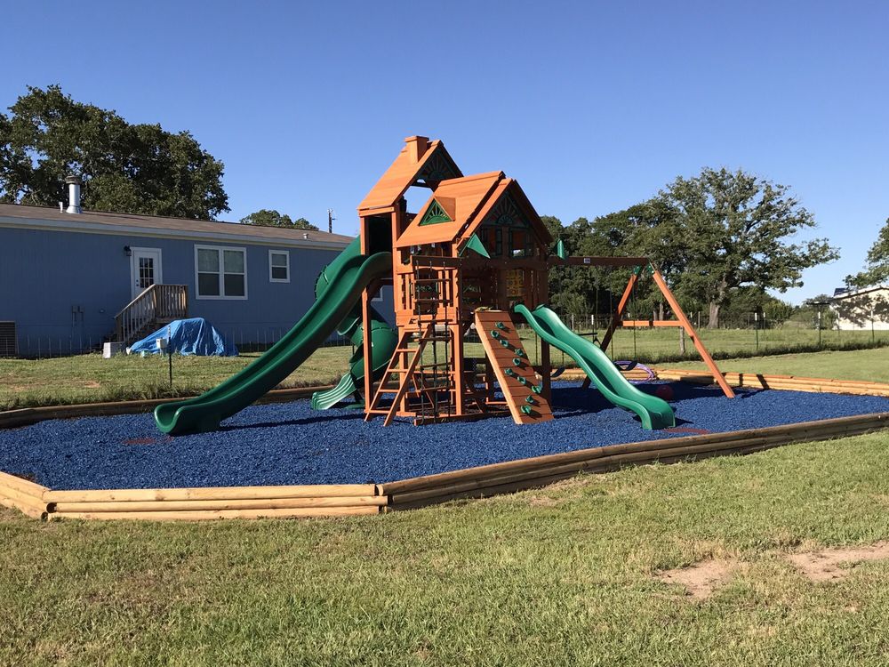 MULCH DIRECT Updated October 2024 10 Reviews 2360 Lakewood Rd