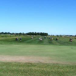 Maple River Golf Club - Men's club championship, cart/spectator following