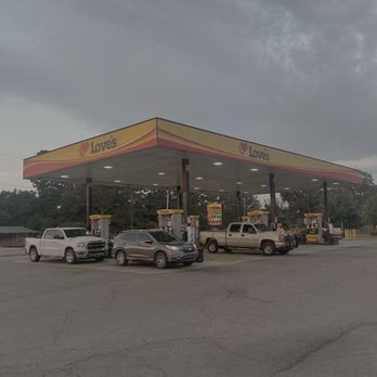 Love's Travel Stop - Convenience Stores Near Me - Columbus, Mississippi