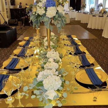 A Love's in Bloom - Kings table - Florists Near Me A Love's in Bloom - Kings table - Florists Near Me