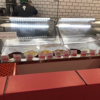 Millie's Homemade Ice Cream - Social distanced ice cream bar - Ice Cream & Frozen Yogurt Near Me - Pittsburgh, Pennsylvania Millie's Homemade Ice Cream - Social distanced ice cream bar - Ice Cream & Frozen Yogurt Near Me - Pittsburgh, Pennsylvania