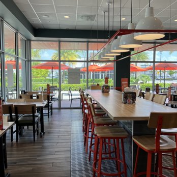 McAlister's Deli - a view of the dining area - Salad Near Me - Pembroke Pines, Florida