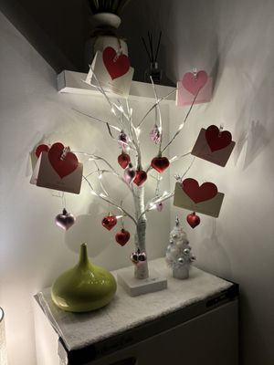 Spring specials - Welcome to Emerald Massage Therapy. We specialize in relaxation, deep tissue, and couples massage in a clean, quiet, and professional environment.

Whether you’re dealing with stress, muscle tension, or just need to unwind, our experienced therapists are here to help.

🌿 Same-day appointments available
🌿 Private rooms for couples
🌿 Friendly and professional service