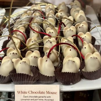 L.A. Burdick Handmade Chocolates - Chocolatiers & Shops Near Me - New York, New York L.A. Burdick Handmade Chocolates - Chocolatiers & Shops Near Me - New York, New York