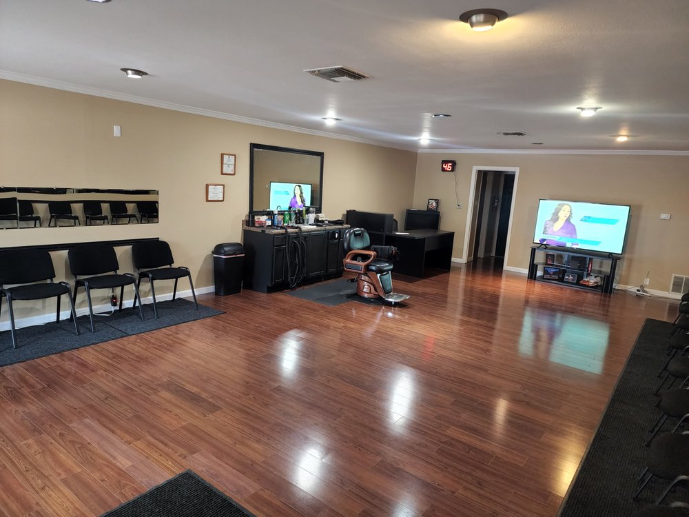 LEGEND’S BARBER SHOP Updated October 2024 18 Reviews 2619 Jones