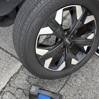 Roadside Louie - Tire repair - Towing Near Me Roadside Louie - Tire repair - Towing Near Me