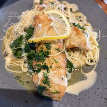Burtons Grill & Bar - Chicken piccata - New American Near Me - Framingham, Massachusetts