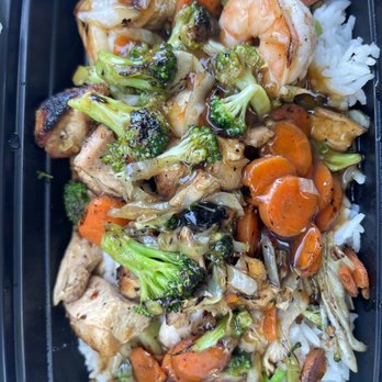 Tiki Hut - Yaki combo chicken and shrimp - Italian Near Me - San Luis Obispo, California Tiki Hut - Yaki combo chicken and shrimp - Italian Near Me - San Luis Obispo, California