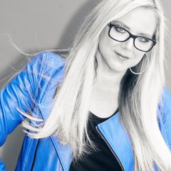 Anne Ganguzza Voice Talent - Anne Ganguzza Voice Productions