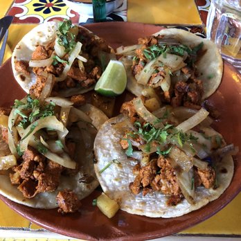 El Cactus - Cocktail Bars Near Me - Châteauguay, Quebec
