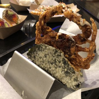En Hakkore 2.0 - Soft shell crab taco - Asian Fusion Near Me - Chicago, Illinois En Hakkore 2.0 - Soft shell crab taco - Asian Fusion Near Me - Chicago, Illinois