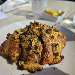 Milk & Honey - Pistachio croissant