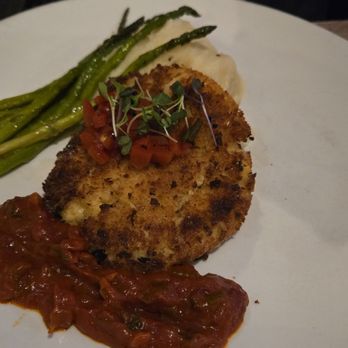 Chez Daniel - Crab cake entree - French Near Me - Frenchtown, New Jersey