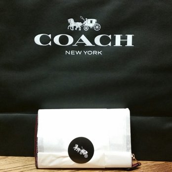 Coach - Unveiling of my new wallet - drum roll please.... - Accessories Near Me - Reno, Nevada