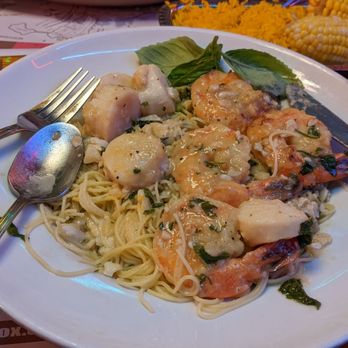 Sammys Fish Box - Italian shrimp and scallops in a white garlic sauce over angel hair pasta - Seafood Near Me - Bronx, New York Sammys Fish Box - Italian shrimp and scallops in a white garlic sauce over angel hair pasta - Seafood Near Me - Bronx, New York