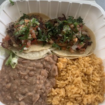 Zocalo - Carnitas tacos - Mexican Near Me - Isla Vista, California