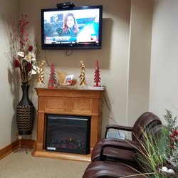 Dunkel & Kraklow Quality Dentistry - Homey waiting room