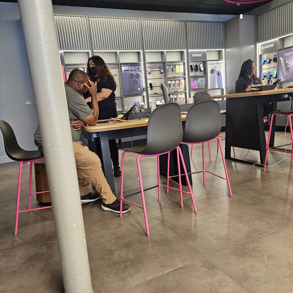 T-Mobile Experience Store - Mobile Phones Near Me - Winston Salem, North Carolina T-Mobile Experience Store - Mobile Phones Near Me - Winston Salem, North Carolina
