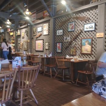 Cracker Barrel Old Country Store - Decor - American Near Me - Sevierville, Tennessee