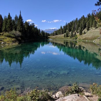 Valley of the Five Lakes - Hiking Near Me - Jasper, Alberta