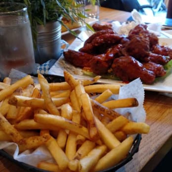 Max Bratwurst und Bier - Chicken Wings and Fries ! - German Near Me - Astoria, New York Max Bratwurst und Bier - Chicken Wings and Fries ! - German Near Me - Astoria, New York
