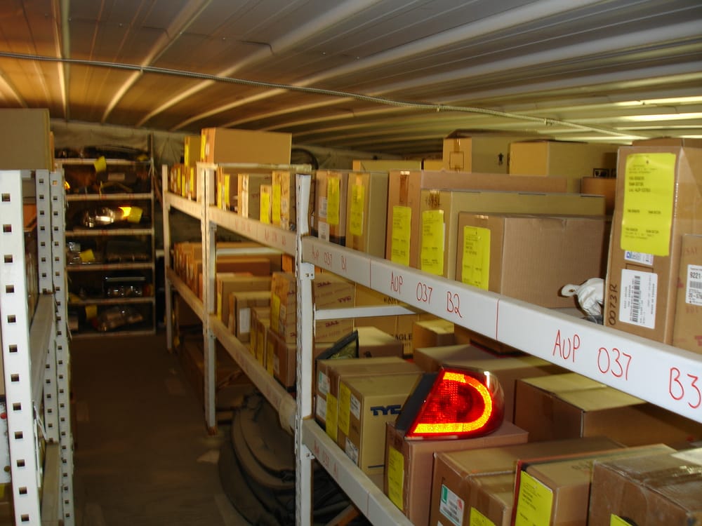 BAIRDS AUTO PARTS Updated October 2024 8809 National Tpke, Fairdale