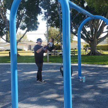Gardenhill Park - Parks Near Me - La Mirada, California