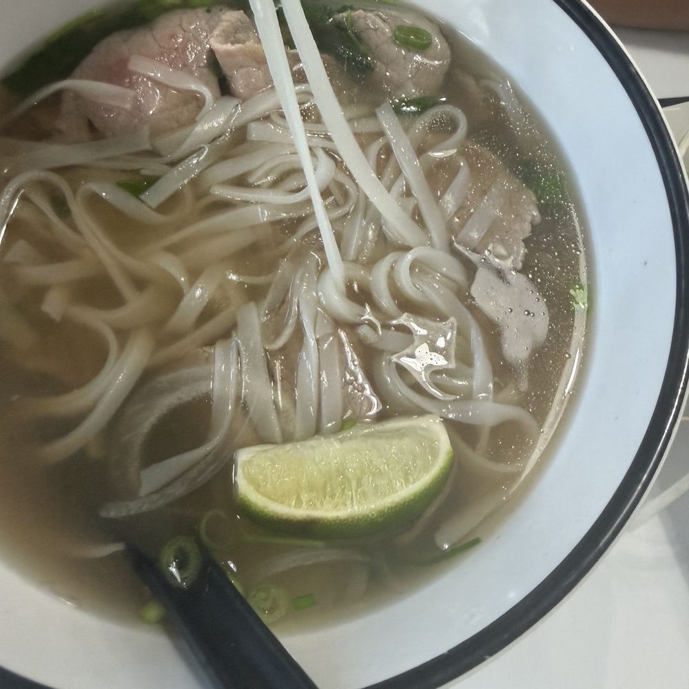 Twenty Pho Hour - Beef Pho Dac Biet (Combo pho) - Noodles Near Me - Orlando, Florida