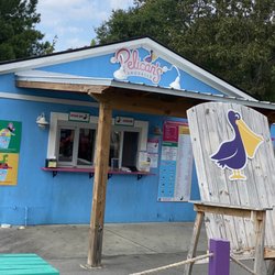 Pelican's SnoBalls - Quaint walk up ordering and quick service!!