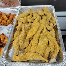 Sunshine's Wings and Catfish - Mobile Food Truck catered pans
