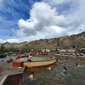 Yellowstone Hot Springs - Hot Springs Near Me - Gardiner, Montana Yellowstone Hot Springs - Hot Springs Near Me - Gardiner, Montana