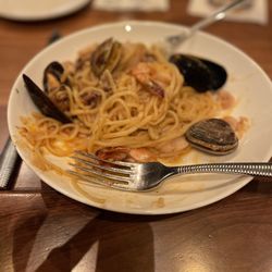 La Nonna Vail - Linguine with seafood