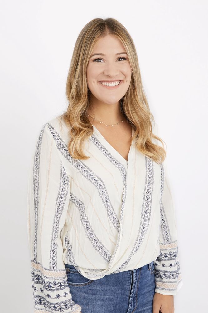 EVOLVE SALON with 43 Reviews & 107 Photos NW Mission St & 8th Ave