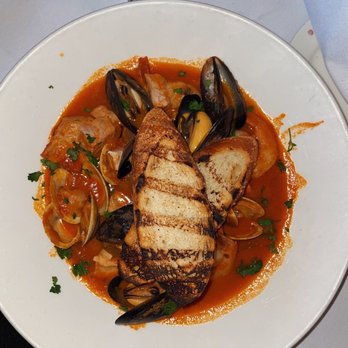 Pacifica Del Mar - CIOPPINO - New American Near Me - Del Mar, California Pacifica Del Mar - CIOPPINO - New American Near Me - Del Mar, California