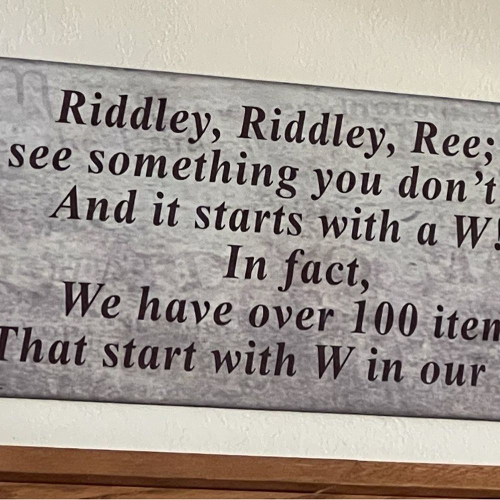 Whitling Whimsy - Cafes Near Me - Casey, Illinois Whitling Whimsy - Cafes Near Me - Casey, Illinois