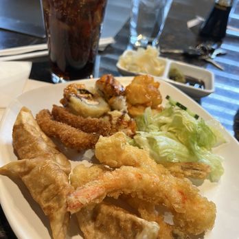 Arashi Teppan Steak & Sushi - Steakhouses Near Me - Murrieta, California