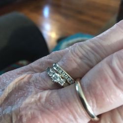 Rome Jewelers - They were done with in 2 days very satisfied!